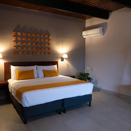 The Golden Frog Inn El Valle de Anton Exterior photo